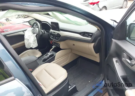 2020 Ford Escape Sel z USA, uszkodzony, nr VIN 1FMCU9H62LUB40218